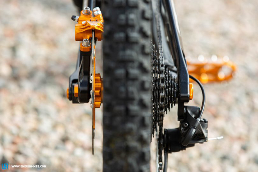 整车90%自产全车充满“希望”HopeHB.130