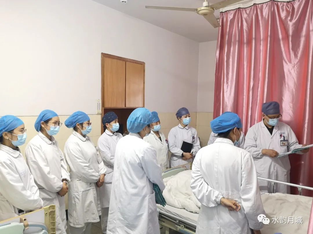 生死时速！江阴月城中医肝胆医院成功抢救母女生命