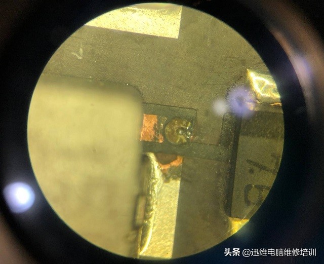 苹果笔记本a1466花屏修复价格,苹果a1466屏幕坏了还能修吗