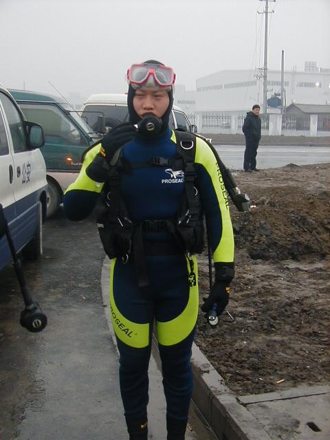 绳语连心：生死拍档水底寻尸