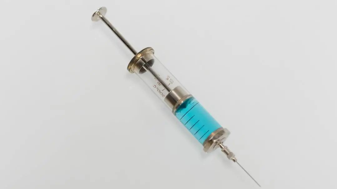 脸发红发烫小妙招有效改善红脸蛋,在暖气屋里脸发红发烫是怎么回事