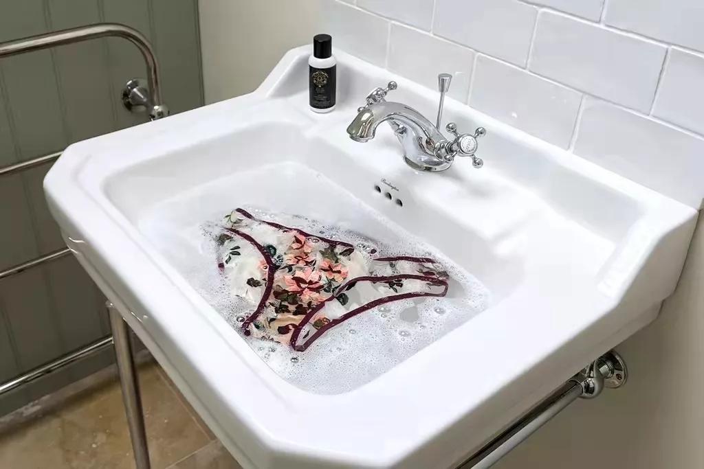 23岁女子外阴癌前病变!曝光的罪魁祸首为所有女性敲响警钟