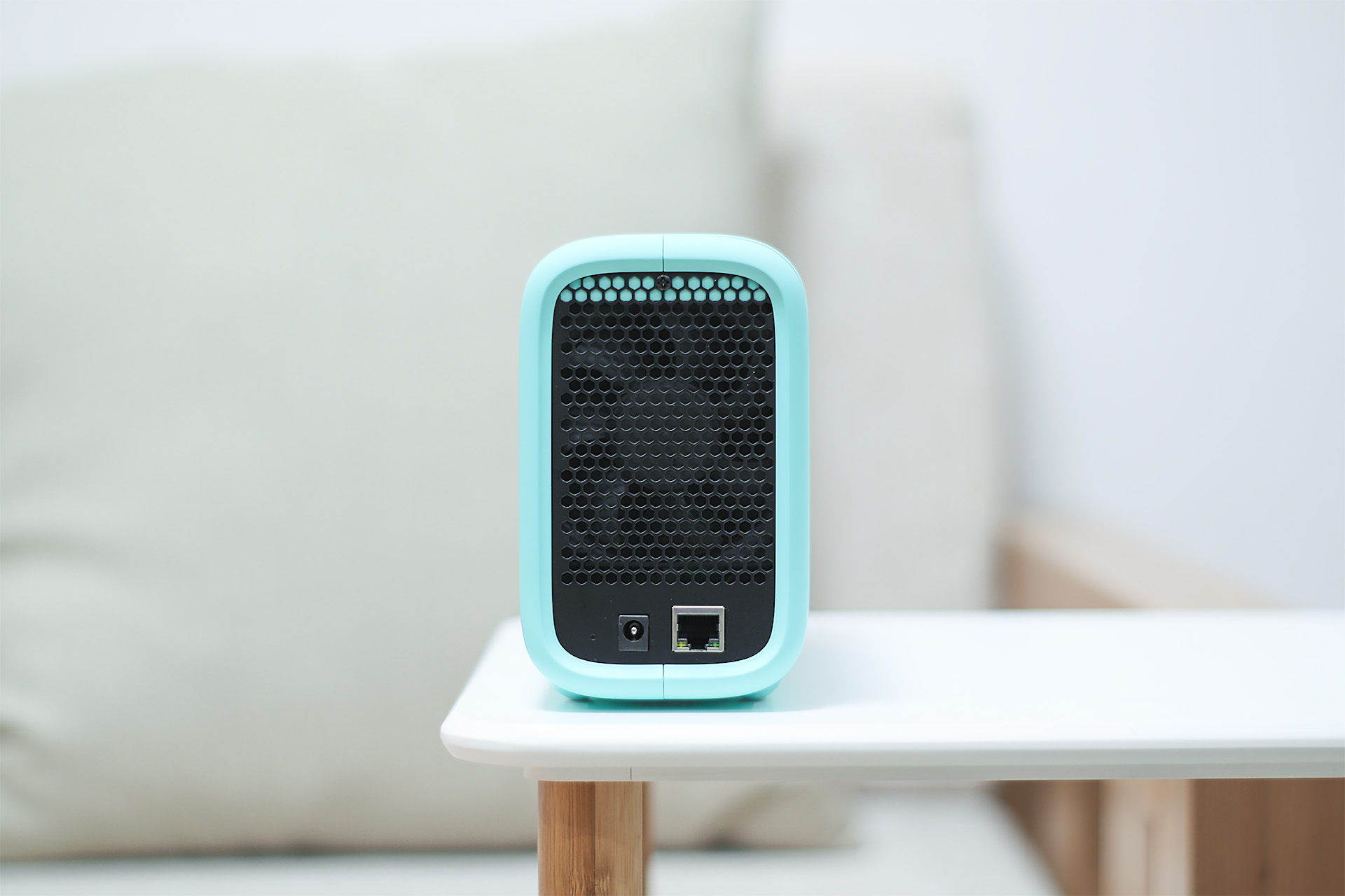 极空间私有云z4pro和z2,极空间私有云z2跟z4的区别