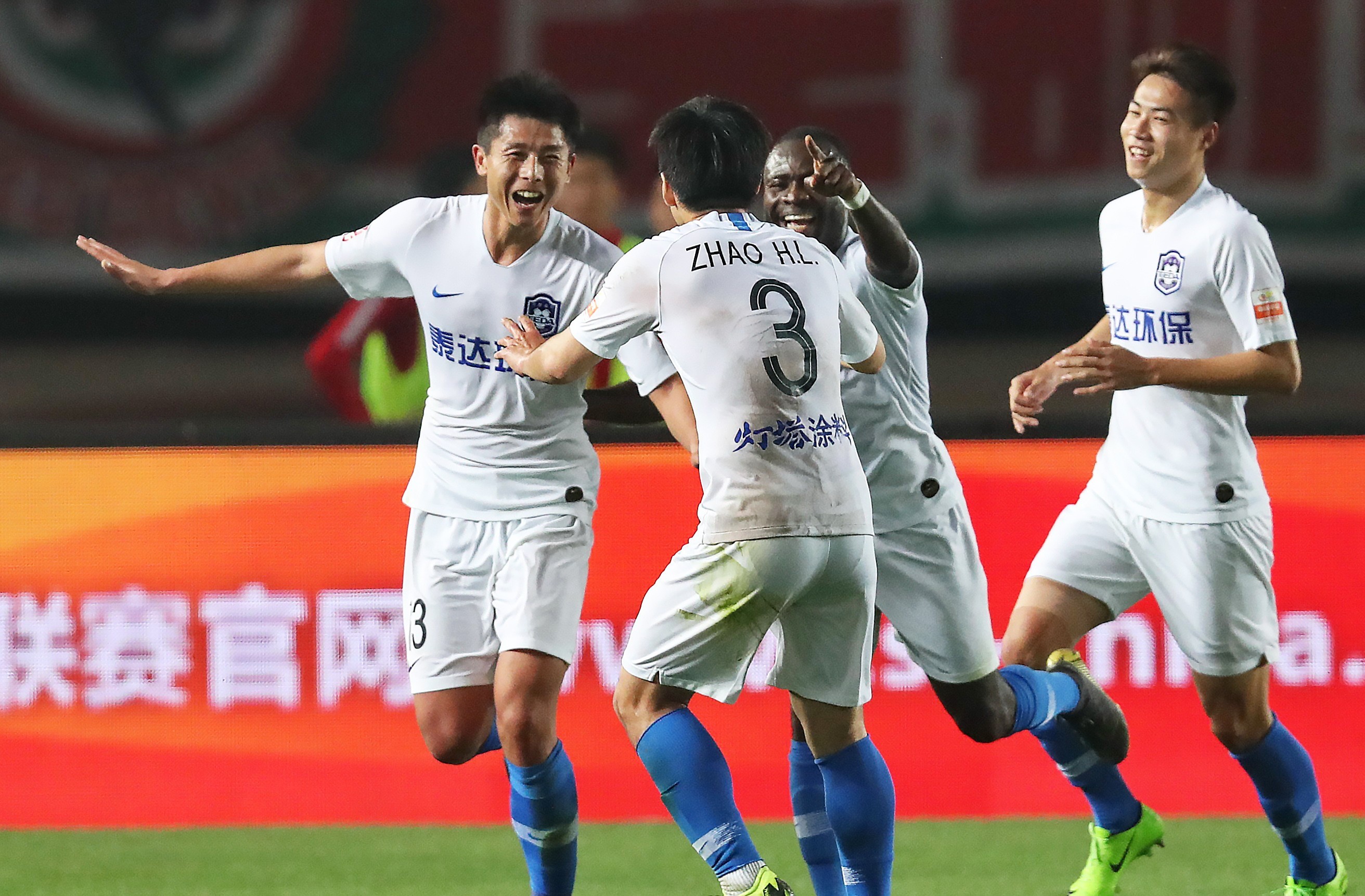 俱乐部胁迫足协，降级名额只保留1.5个，球队怎么办？