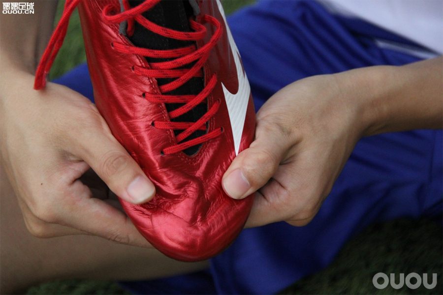 rebula足球鞋测评,日产足球鞋测评