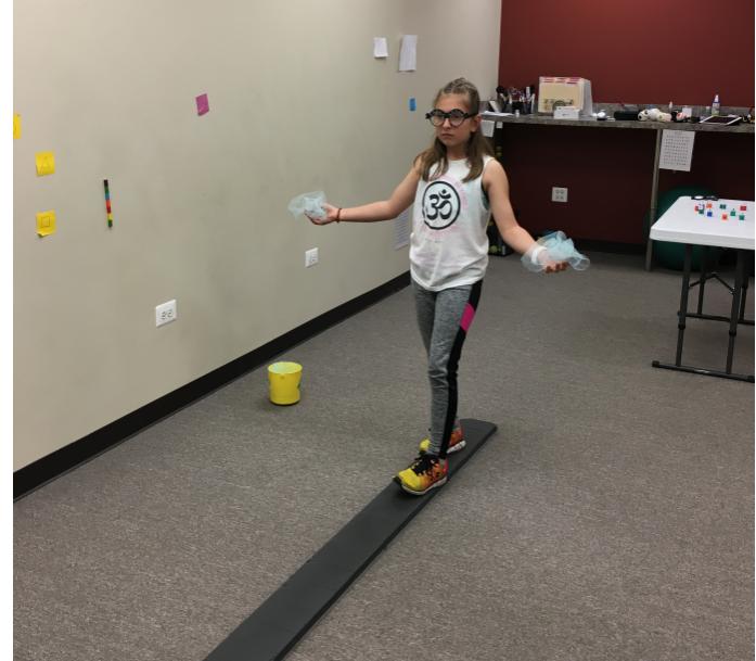 斜视弱视怎么治疗成年人,斜视与弱视有啥区别吗