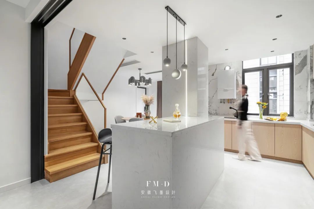 局部吊顶还是全部吊顶,pvc吊顶跟石膏板吊顶哪个省钱