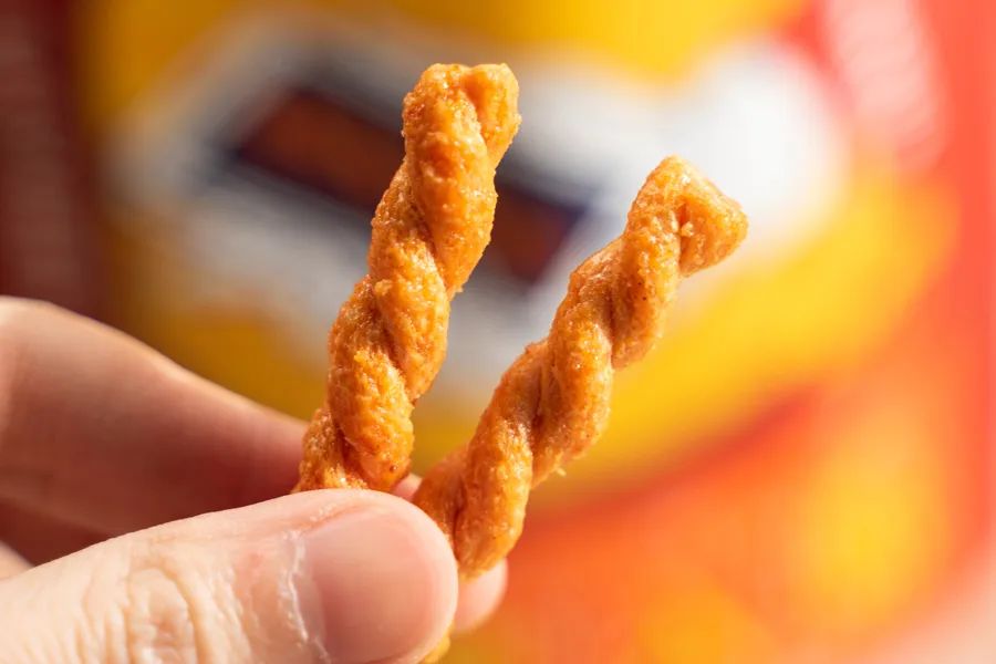 被薇娅直播间榨干零食预算后，写出了这篇测评报告（上）