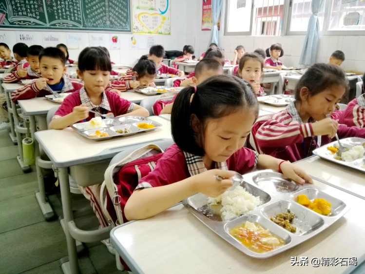 石碣四海学校是公办还是民办,东莞市石碣四海学校收费