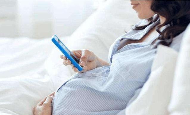 孕妈肚子显不显怀和这3点有关系,孕妈什么时候开始肚子变大