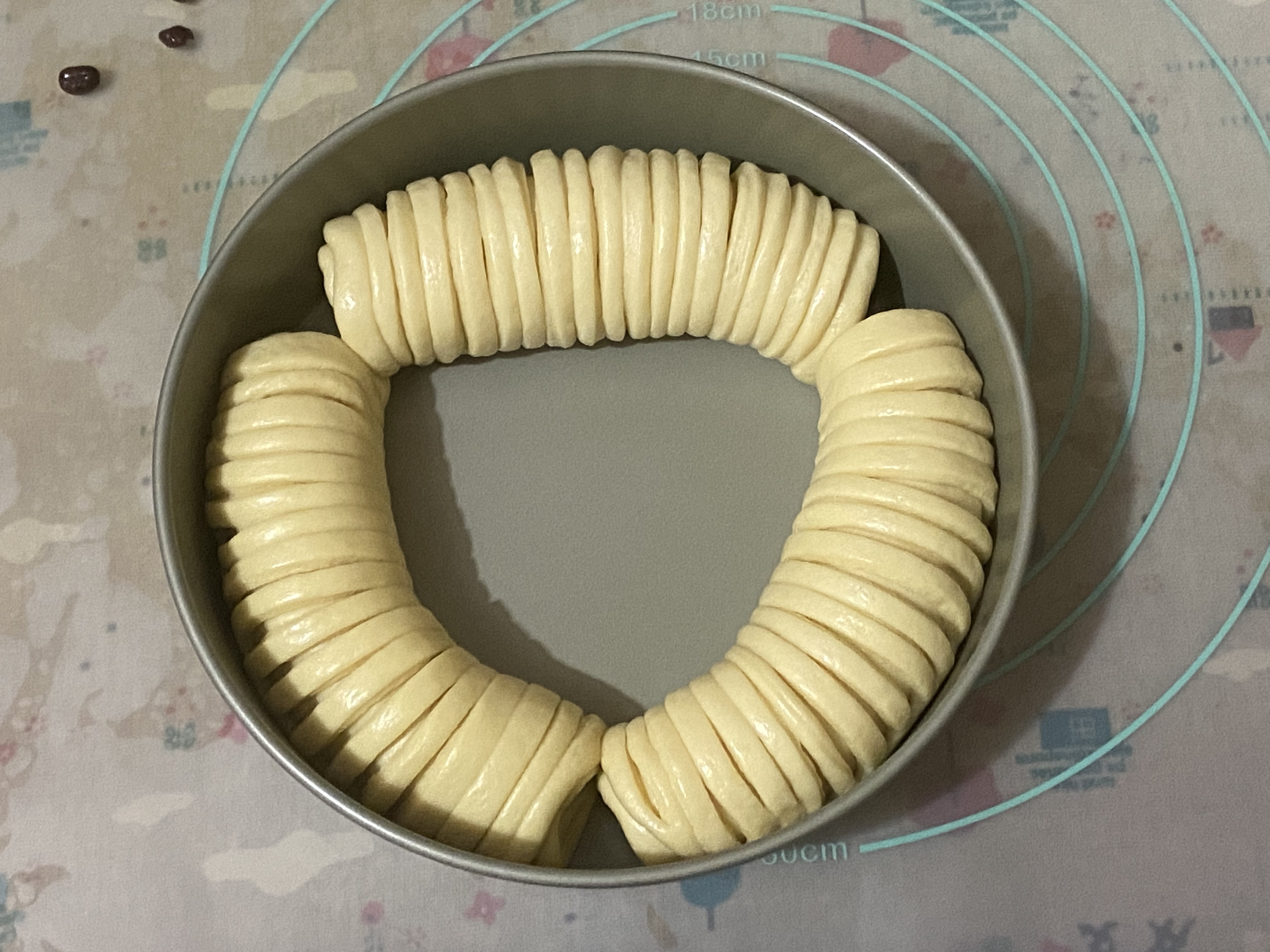 毛线团面包,用毛线编织面包