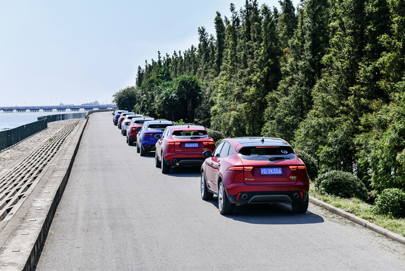 轻松驾驭征服全地形,无畏驰骋全地形