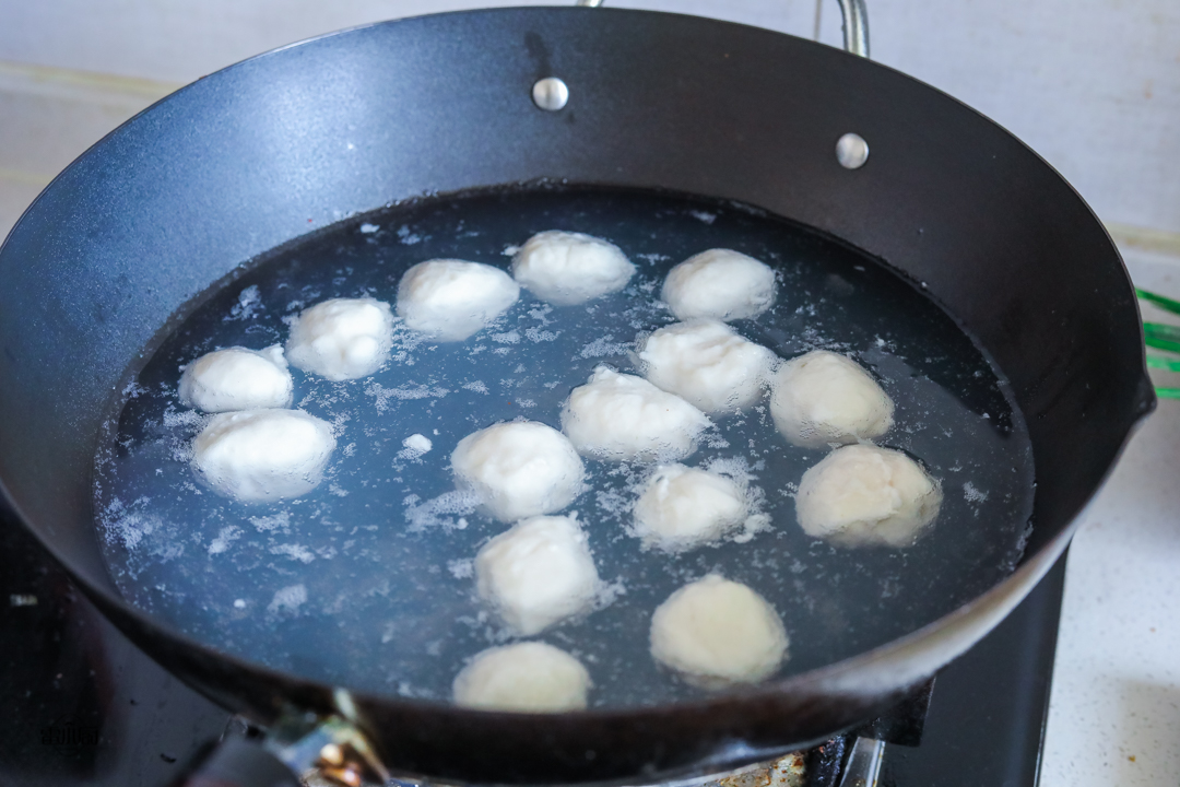 啥鱼没有刺适合给小孩红烧,什么鱼只有一根刺少好吃适合儿童