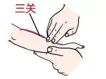 黄疸的小儿推拿手法,小儿吐奶推拿法