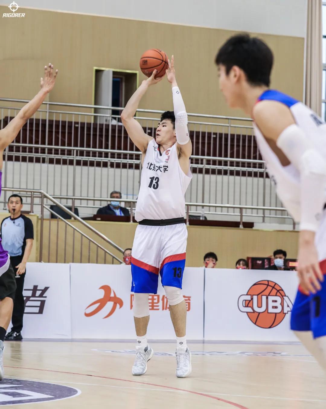 东北小组赛爆冷！海大掀翻山东冠军，CUBA魔鬼主场太恐怖