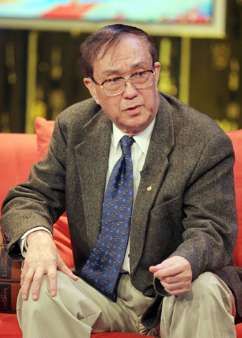 捧红姜文潘虹的谢晋，85岁去世被恶意*谤诽**，83岁遗孀见到人性之恶