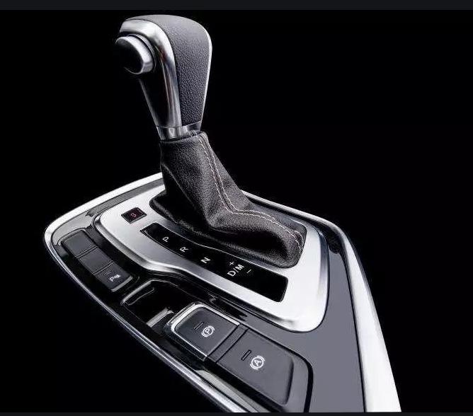 汽车显示溜车是怎么回事,汽车出现侧滑什么故障