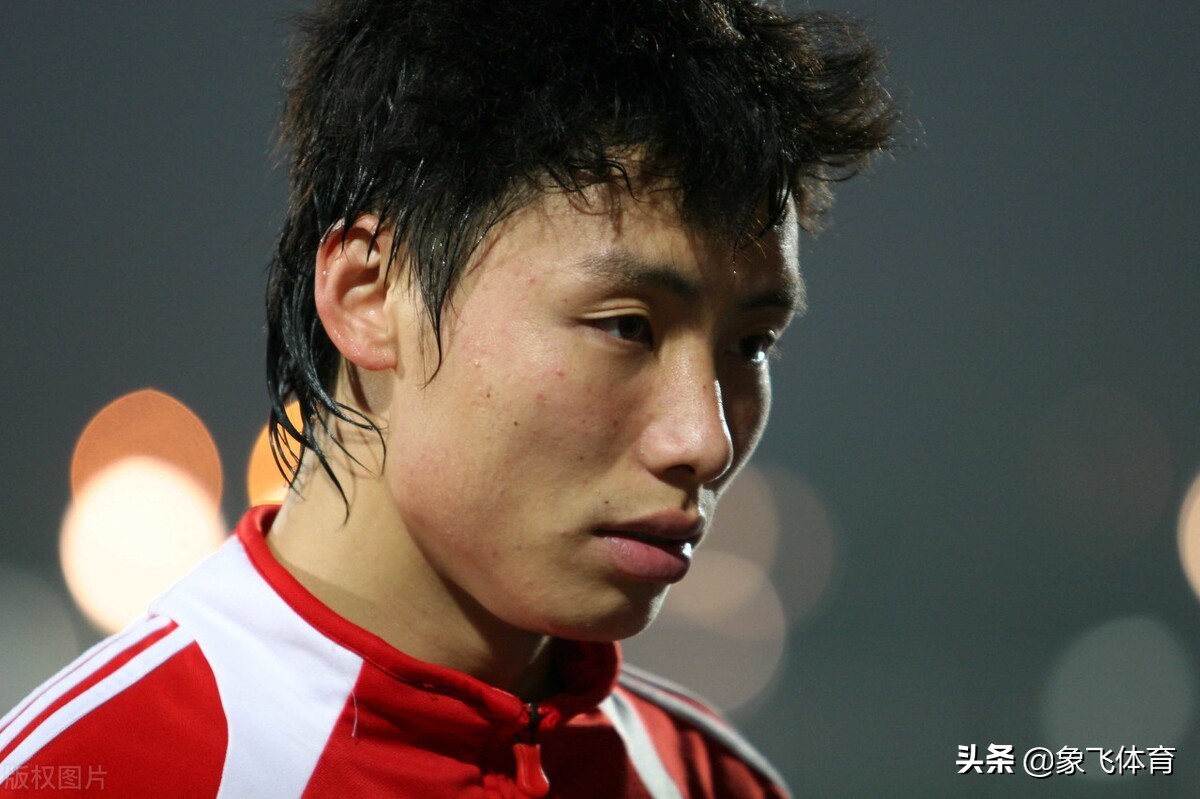 不同足球天赋相似悲情泯然一人甚至被传患不伦之症他们经历了什么