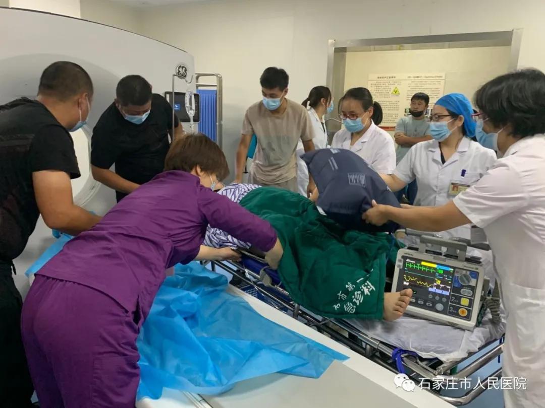 孕妇子痫抽搐如何救治,孕妇重度子痫发病