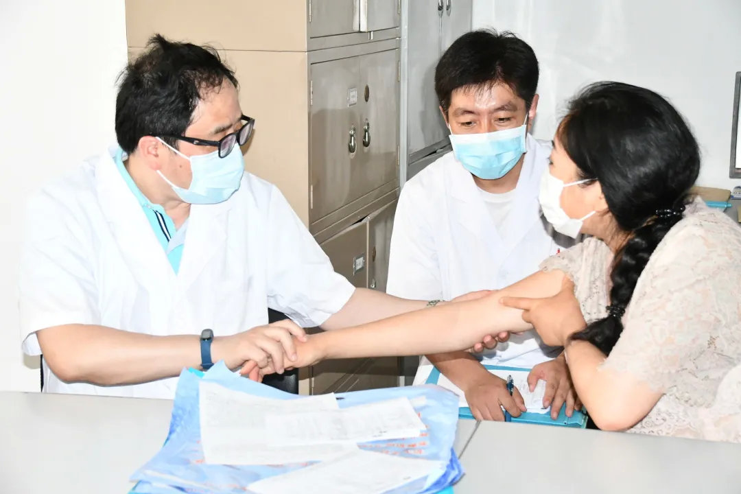 世界硬皮病日：河北以岭医院举办义诊活动提升公众硬皮病认知