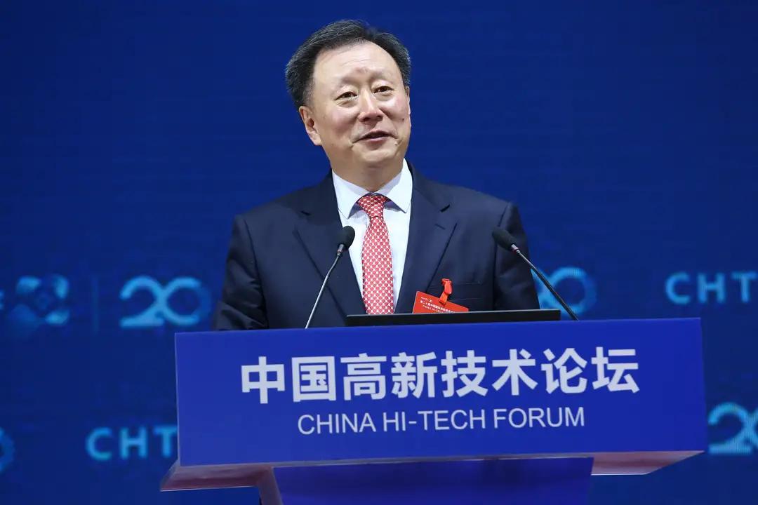 杨振宁有过两段婚姻,杨振宁人生中有几次婚姻