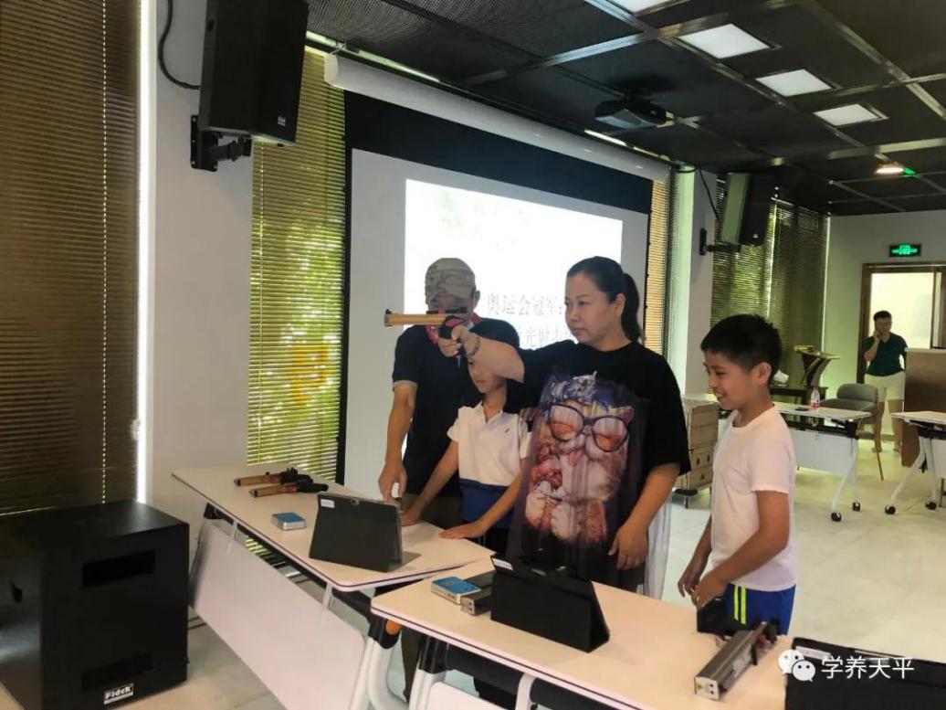 天平街道的这个青少年书法展不一般！“文明实践+德育圈”的新模式广受好评