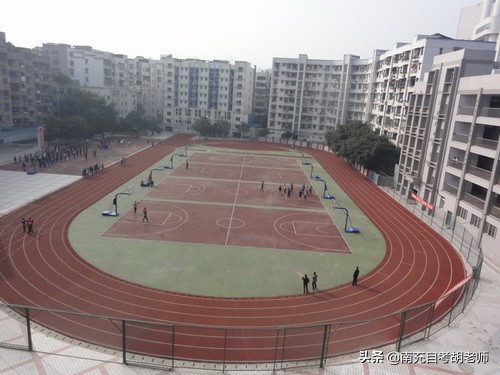 南充市第九中初中怎么样,四川省南充市高级中学介绍