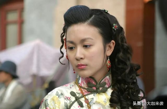 唐宁和张国荣合影,张国荣和周润发年纪