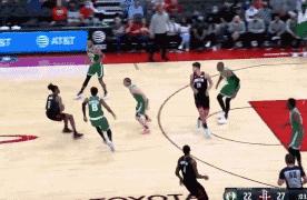 火箭26分被绿军大逆转,火箭三巨头发威轰37分13板