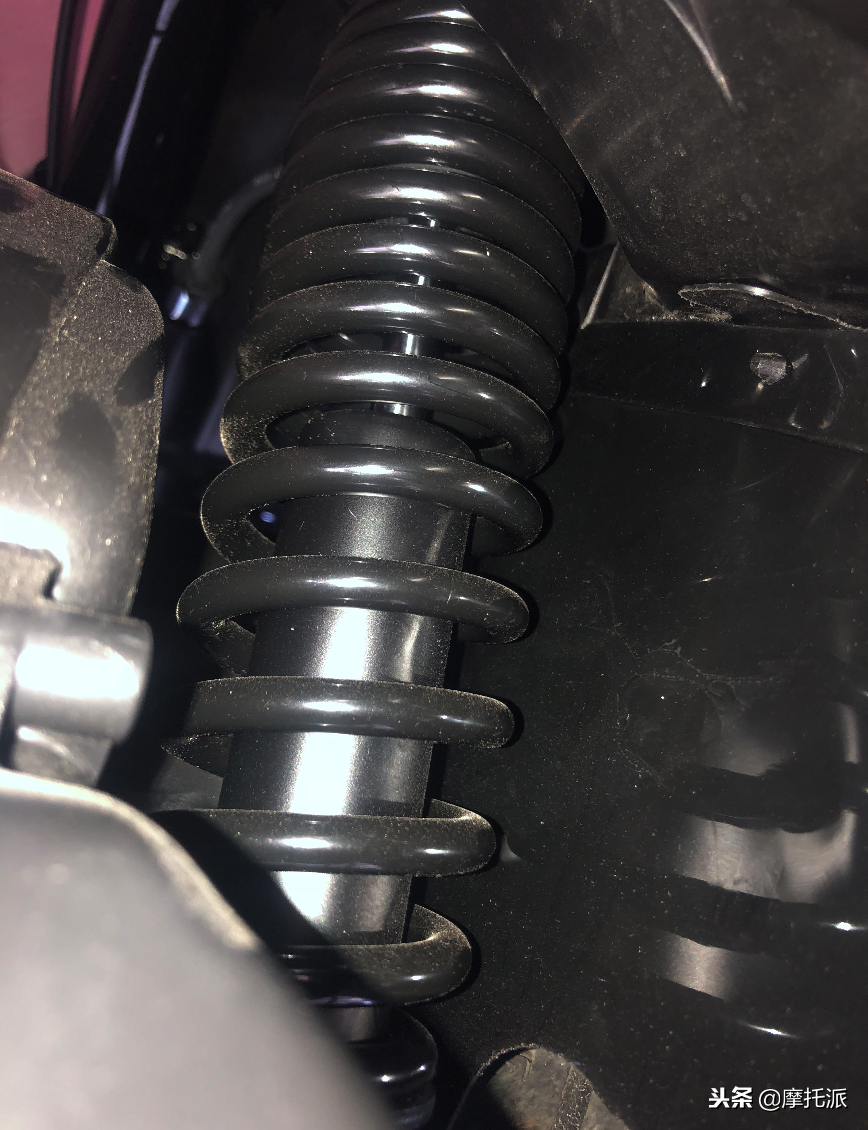 五羊本田御鲨125优点和缺点,2019年五羊本田喜鲨125价格