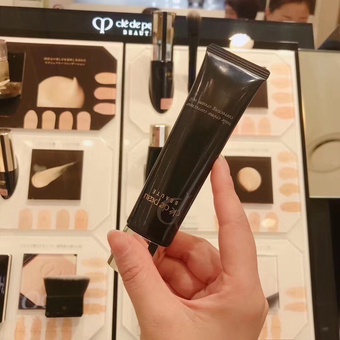 日本的彩妆品牌哪个气垫最好,日本最好用的十大粉底