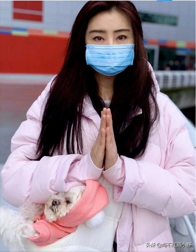 王祖贤私服穿搭,王祖贤的衣品