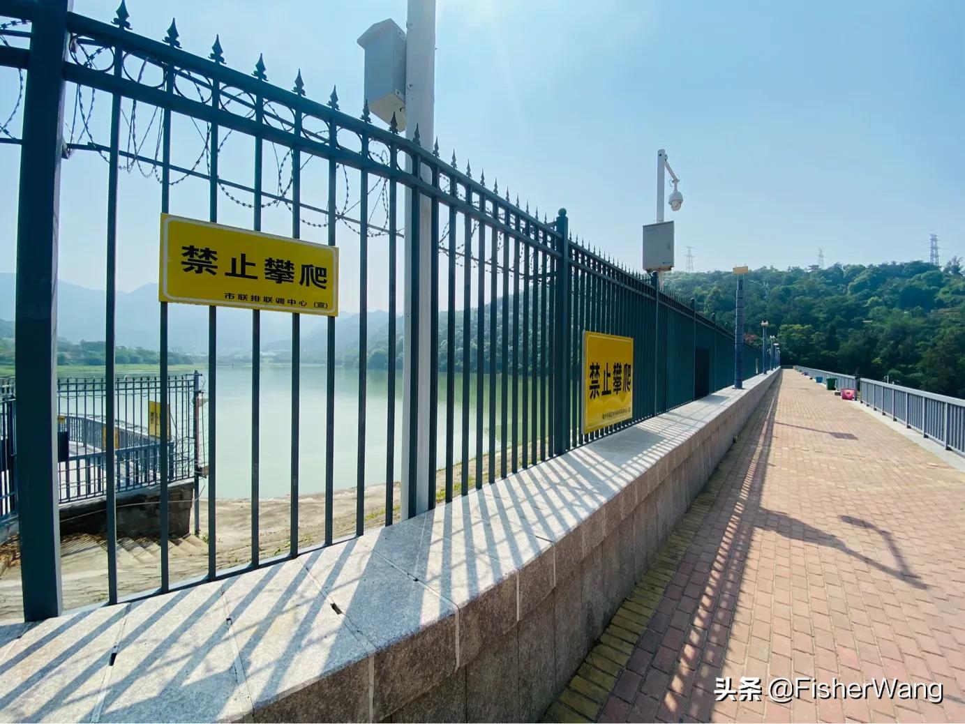 中毒or中暑，36度高温带两女生徒步，中道而退之登云-恩顶水库。