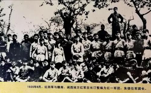 读《毛主席与资治通鉴》有感：现代“大师”为什么写不好诗歌