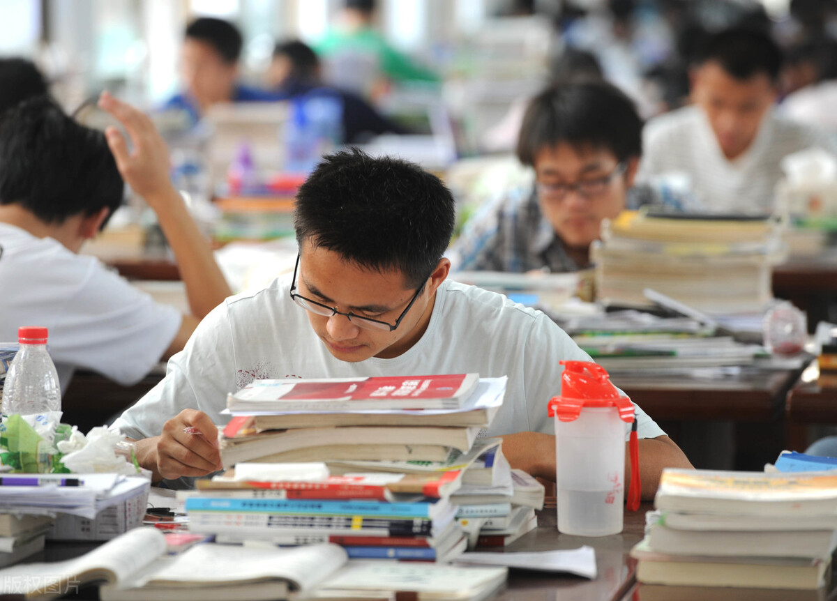 夏令营保研和预推免哪个更难,推免是本校推免还是外校推免