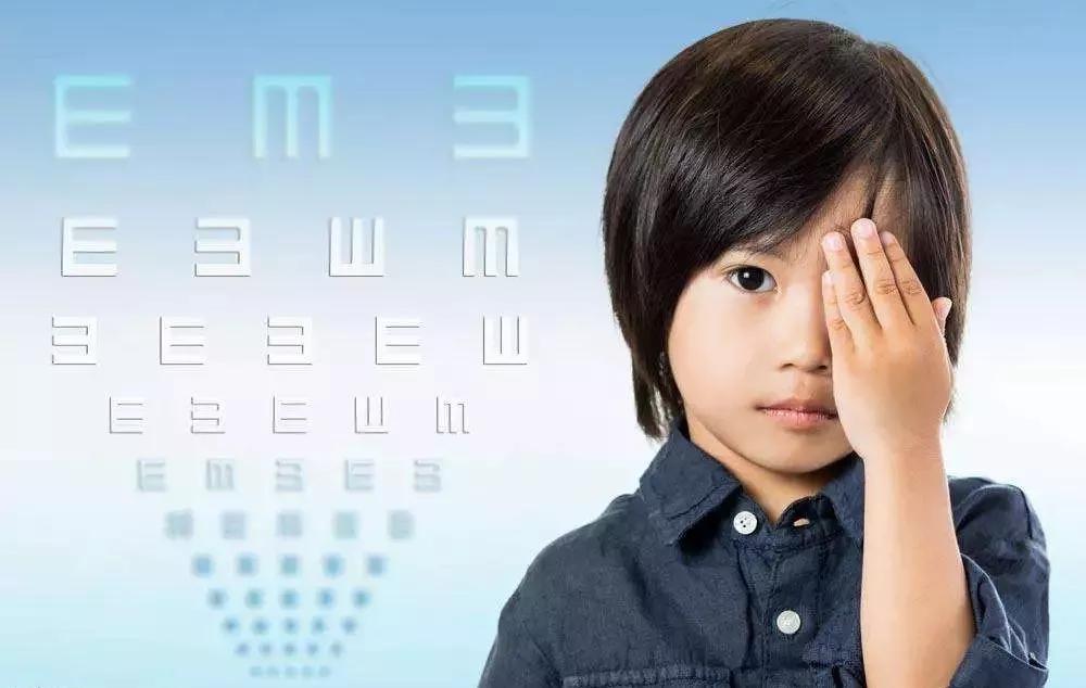 天天看手机眼睛好像小了能恢复吗,手机看多了眼睛恢复视力的方法