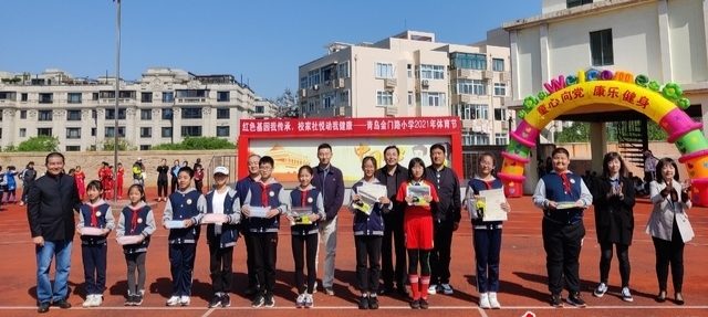 小学运动小健将风采展示,金门路小学田径队