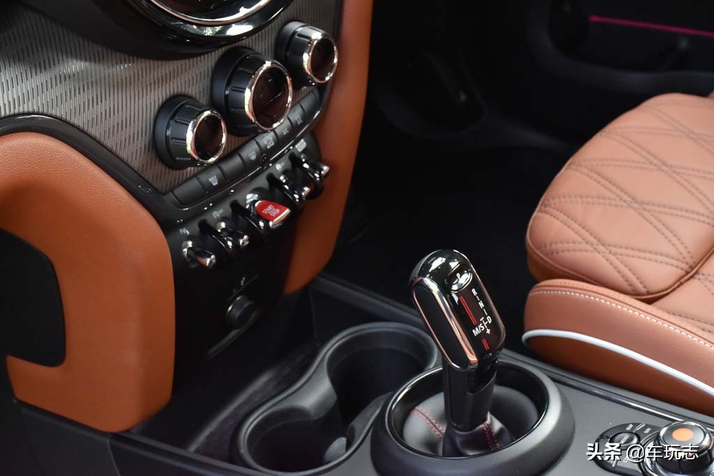 宝马minicountryman2022黑色,20款宝马minicountryman1.5