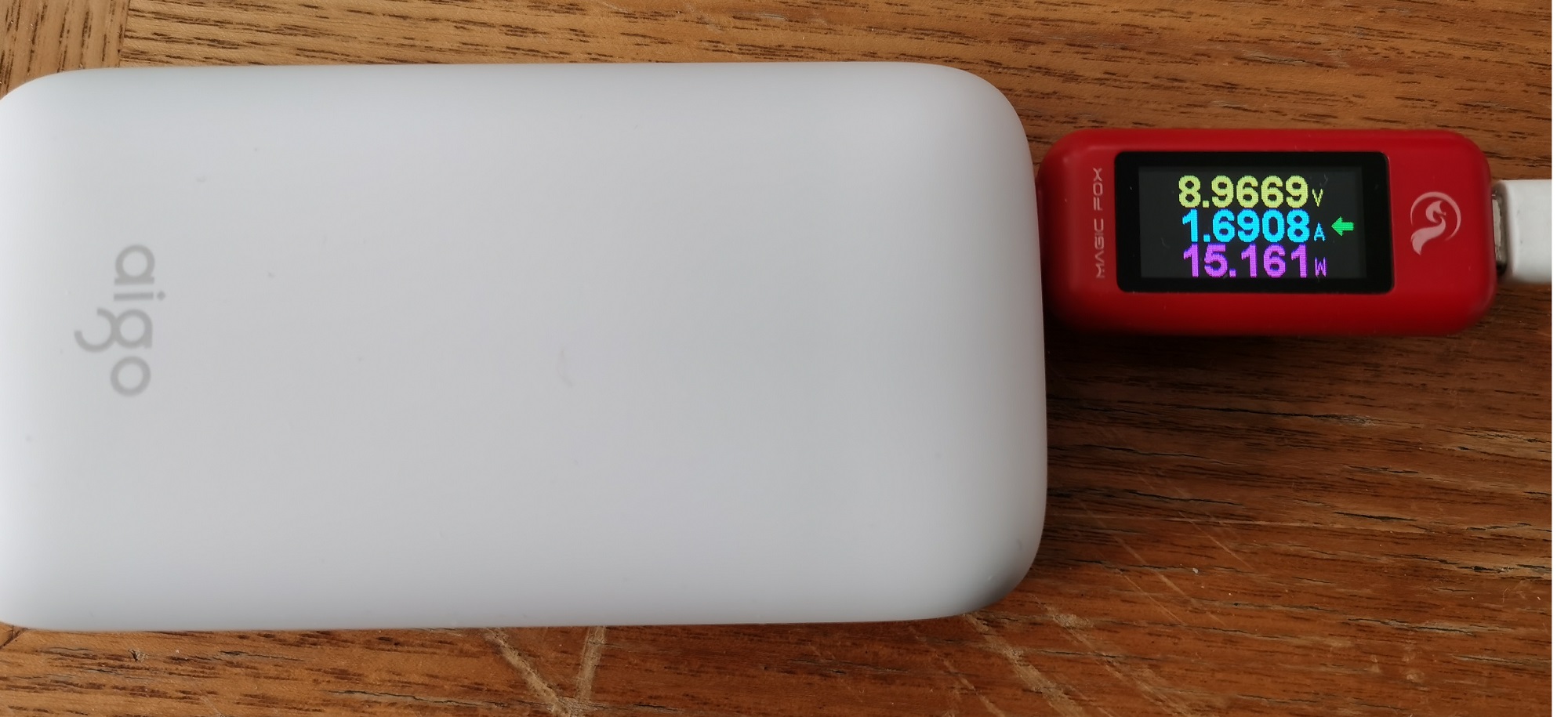 爱国者aigo充电宝x10p,爱国者x10