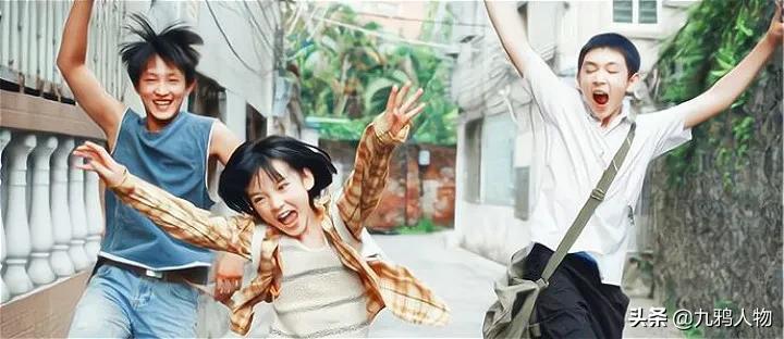 人生最可怕的事，是不知道身边躺着个张东升