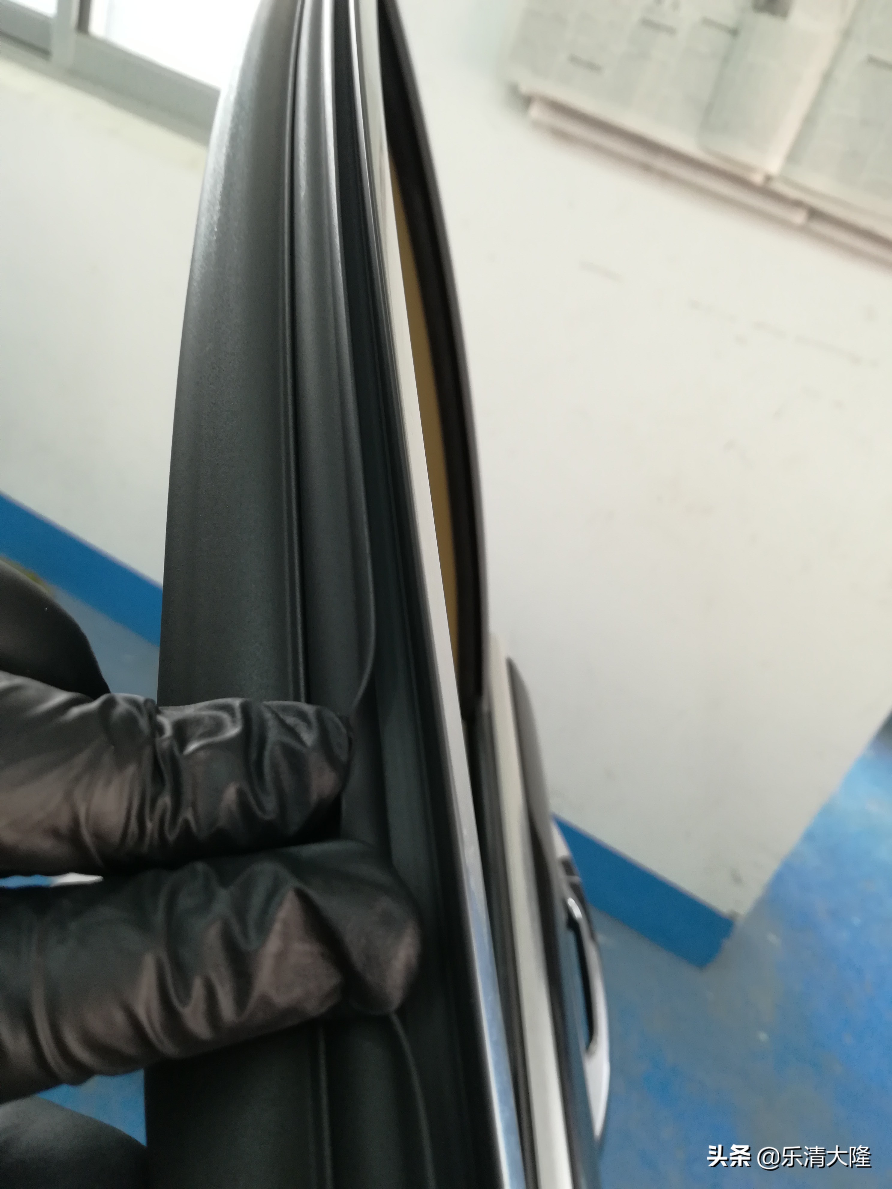 奔驰s350门边镀铬条,奔驰s350座椅清洗翻新