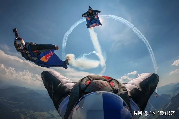 记得《攀登者》相机丢了的事吗？摄影在户外探险发展中的简史