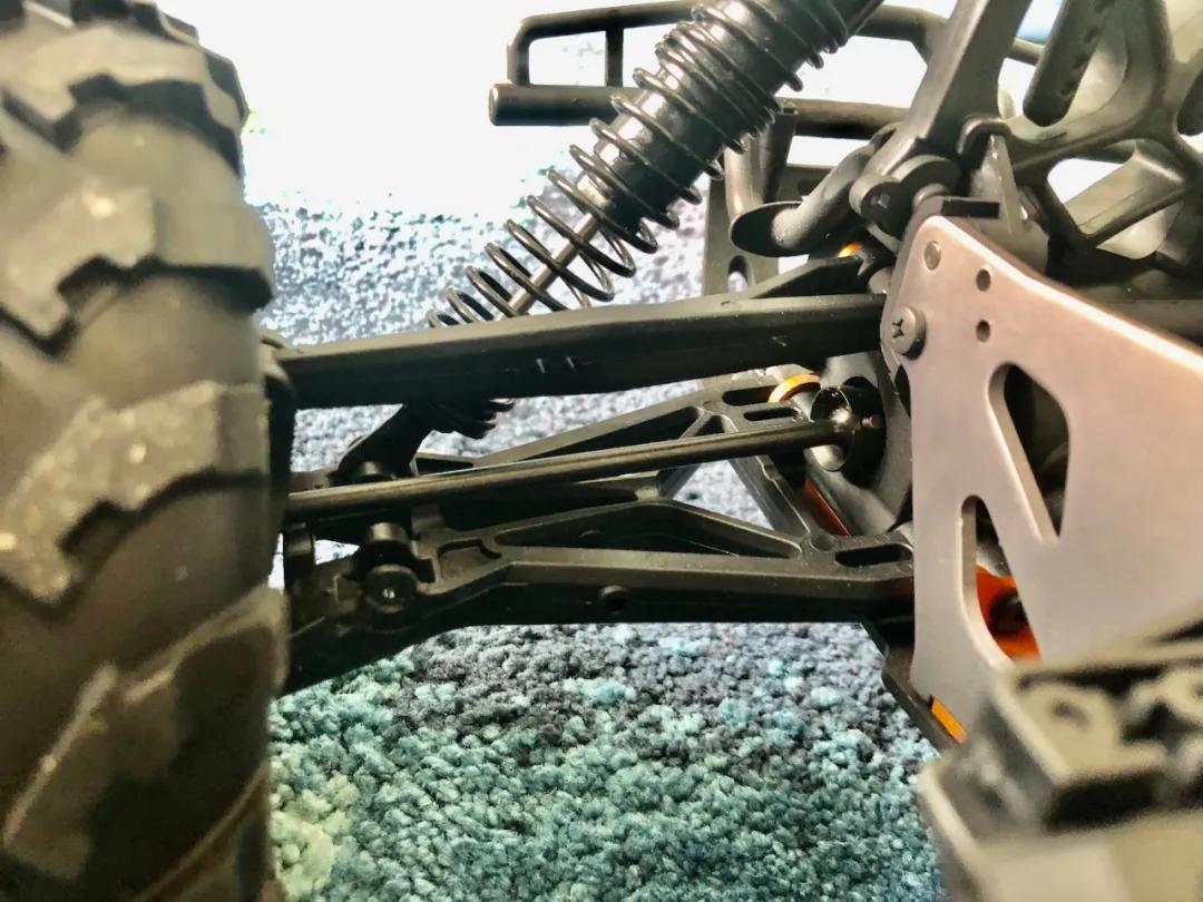 世上最便宜的玩具遥控汽车测评,一辆玩具遥控车