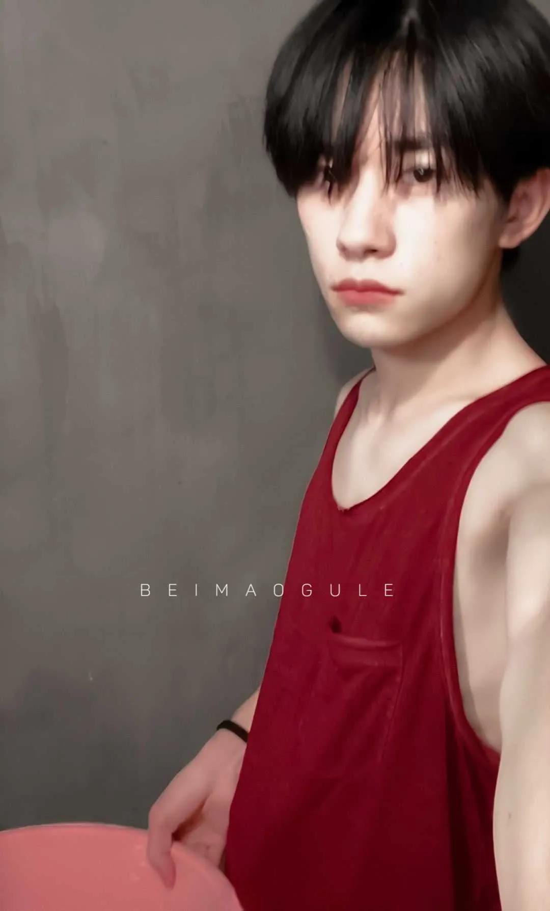 出圈神图高颜值,那些出圈的神图瞬间