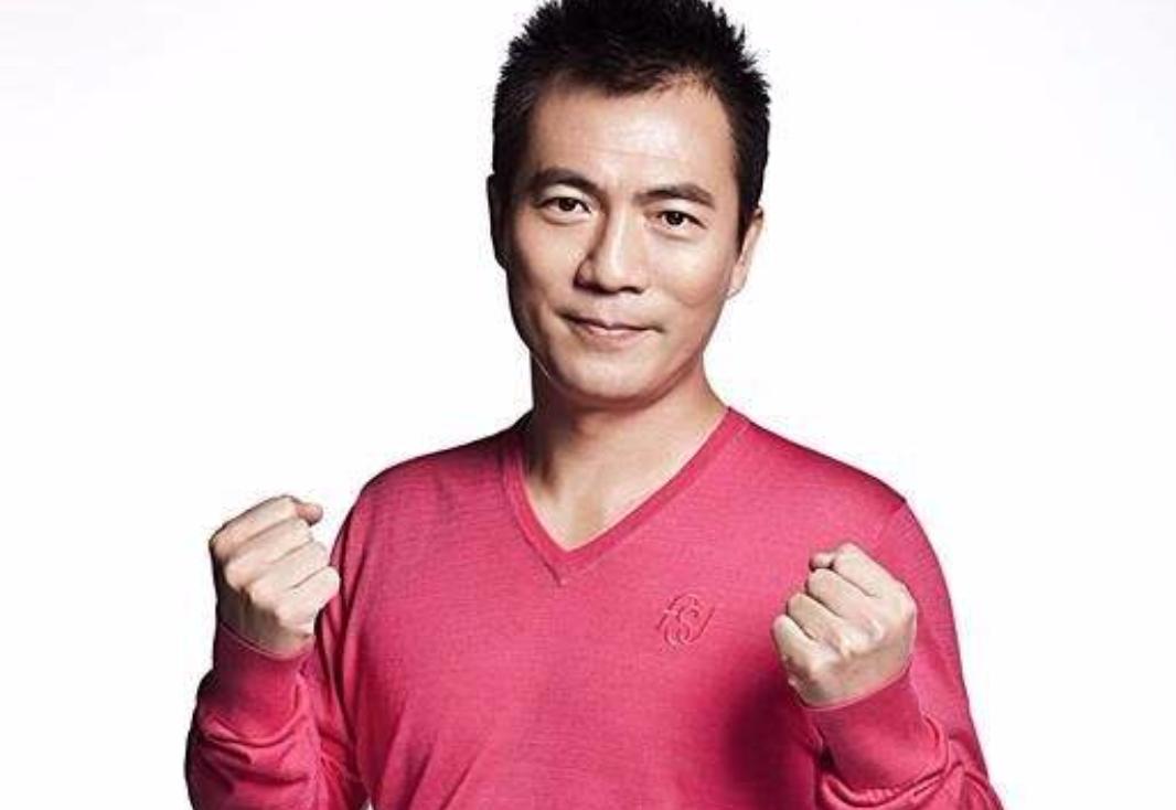 黄健翔离婚官司,黄健翔婚姻