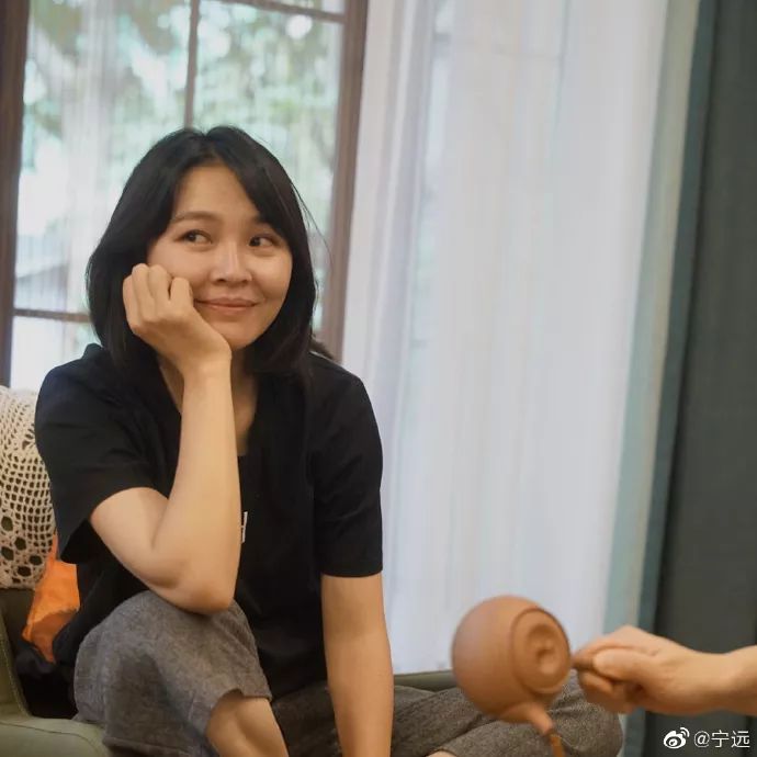 十年前的美女主播去哪了,十年前离开央视的女主持人