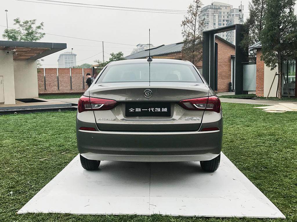 别克老凯越比新款好看,一代神车别克凯越