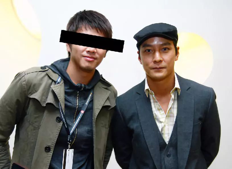 “我，4000万院线电影总导演，入围戛纳，如今在卖火锅底料！”