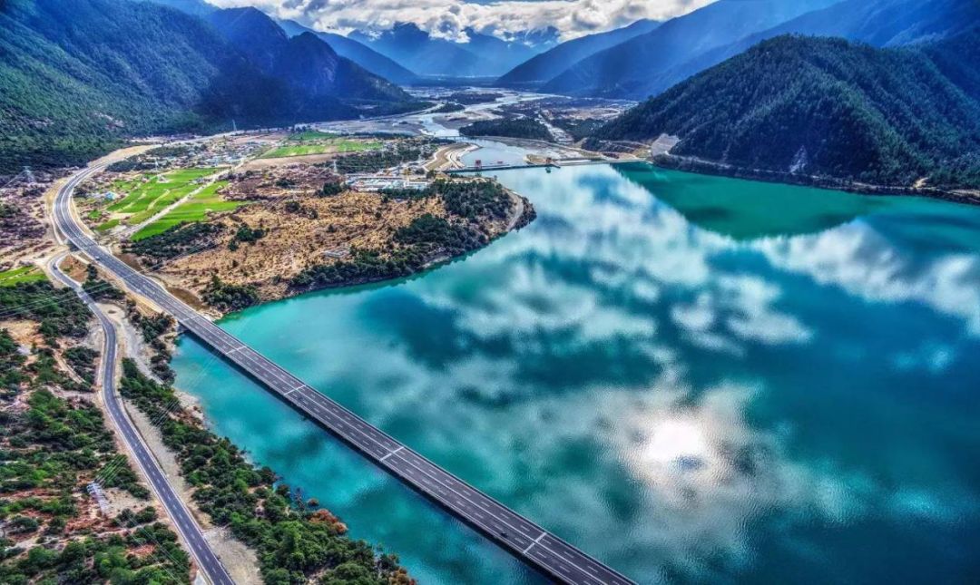 藏于山水间的度假酒店推荐,可以看日落和海景的度假酒店