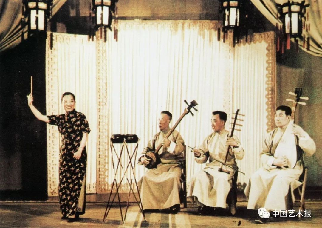 曲艺：与新中国一同成长